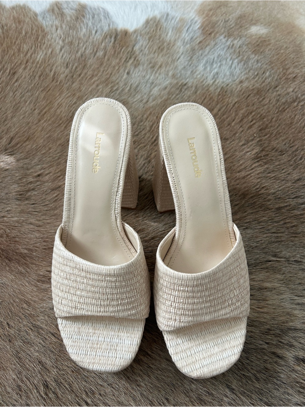 Larroude Platform Heel - Picture 2 of 4